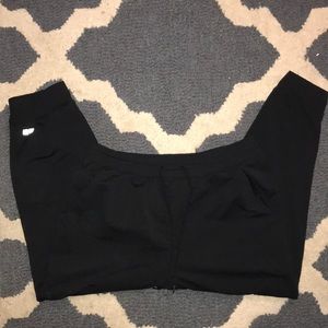 Capri athletic pants!!